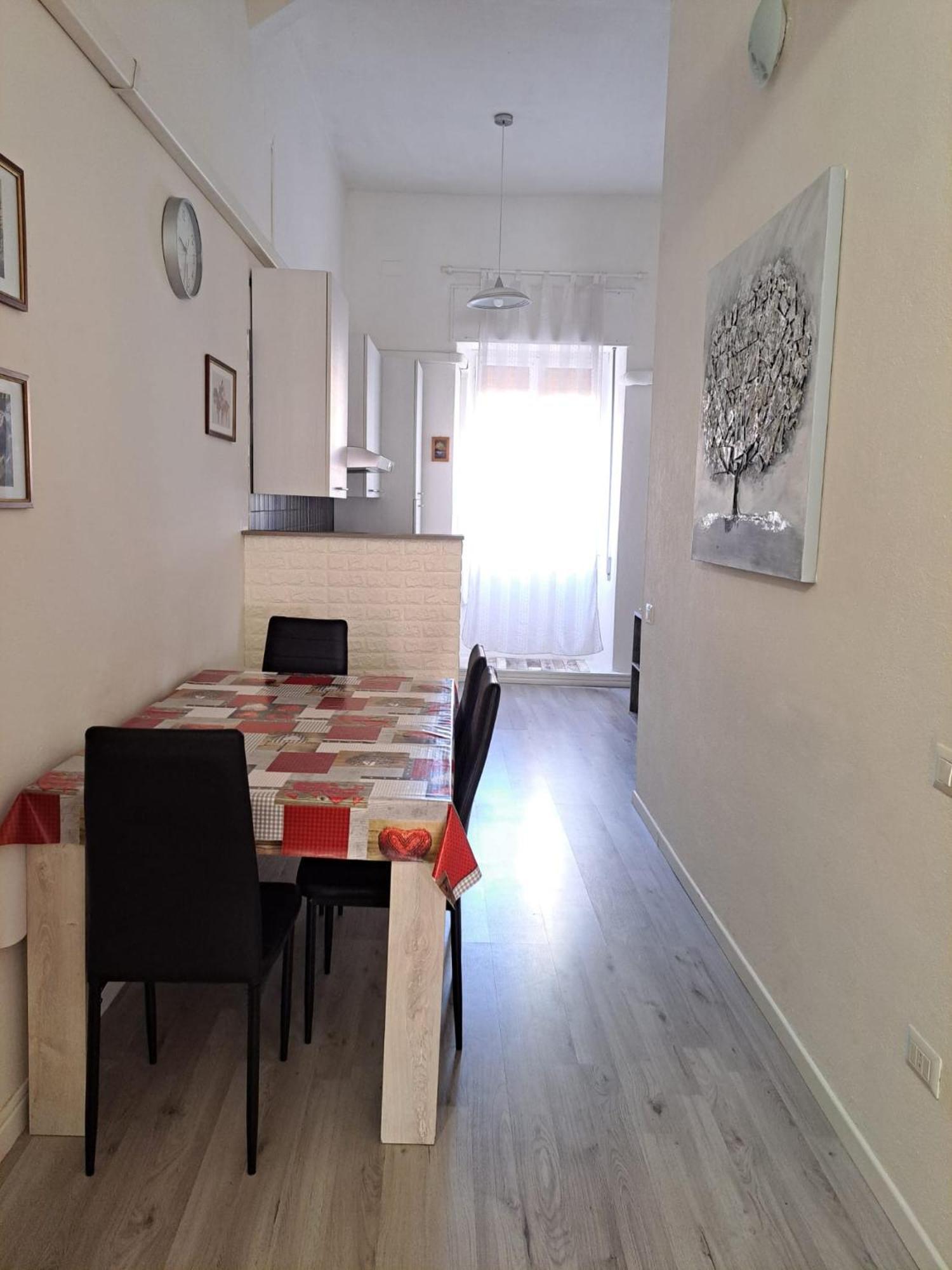 Appartamento Vacanze Cagliari - Via Lanusei المظهر الخارجي الصورة